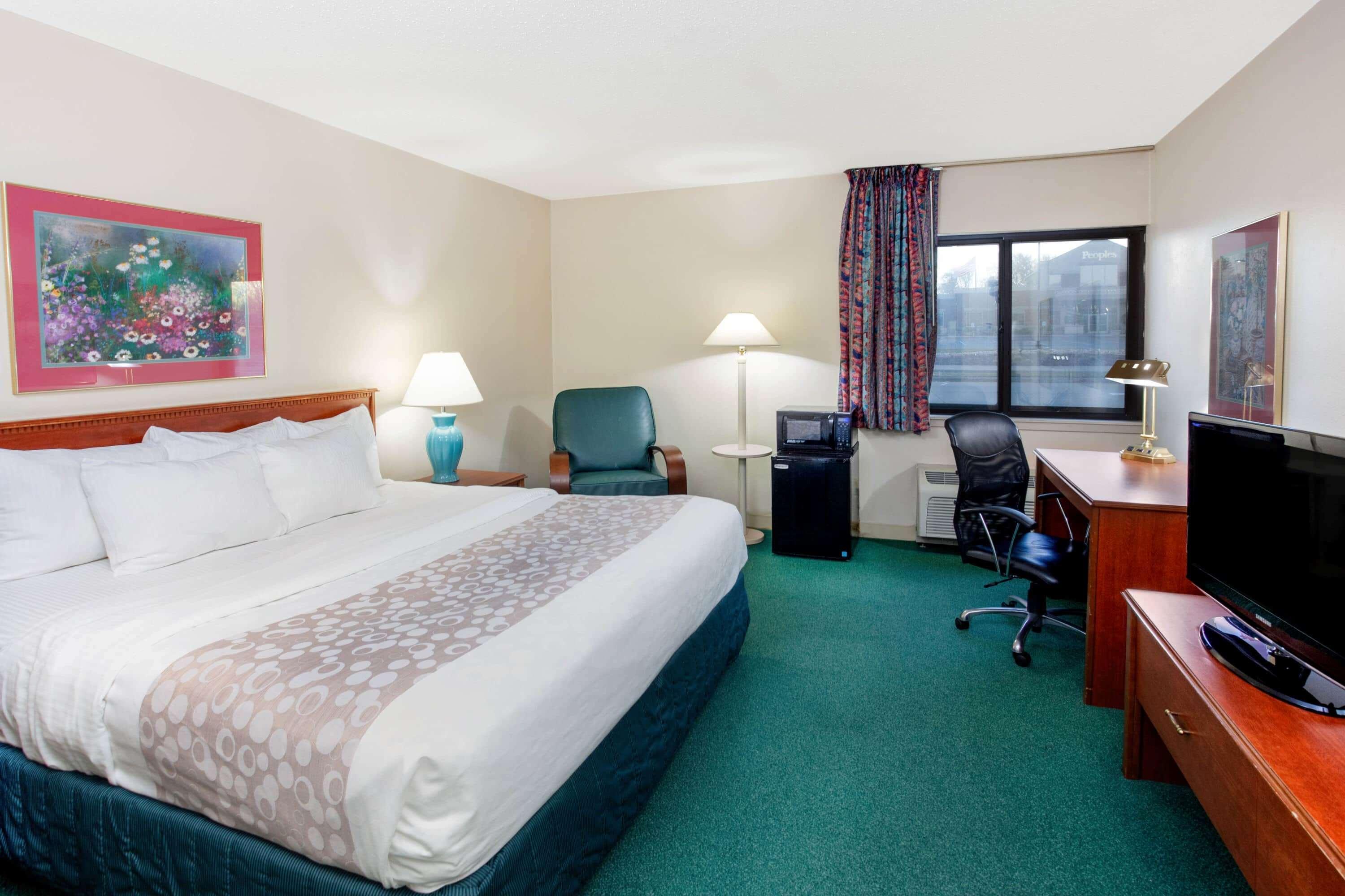 La Quinta Inn By Wyndham Wausau Exterior photo