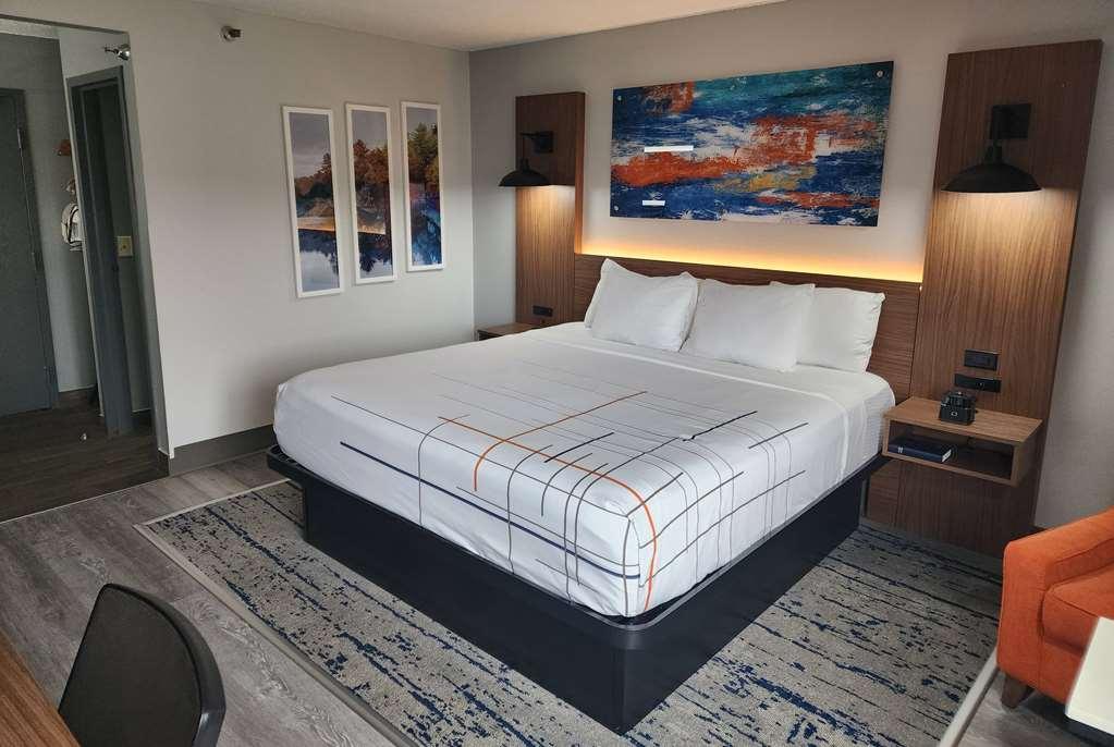 La Quinta Inn By Wyndham Wausau Room photo