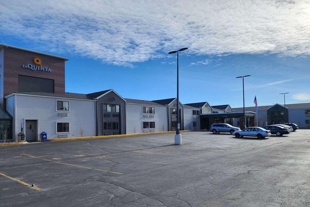 La Quinta Inn By Wyndham Wausau Exterior photo