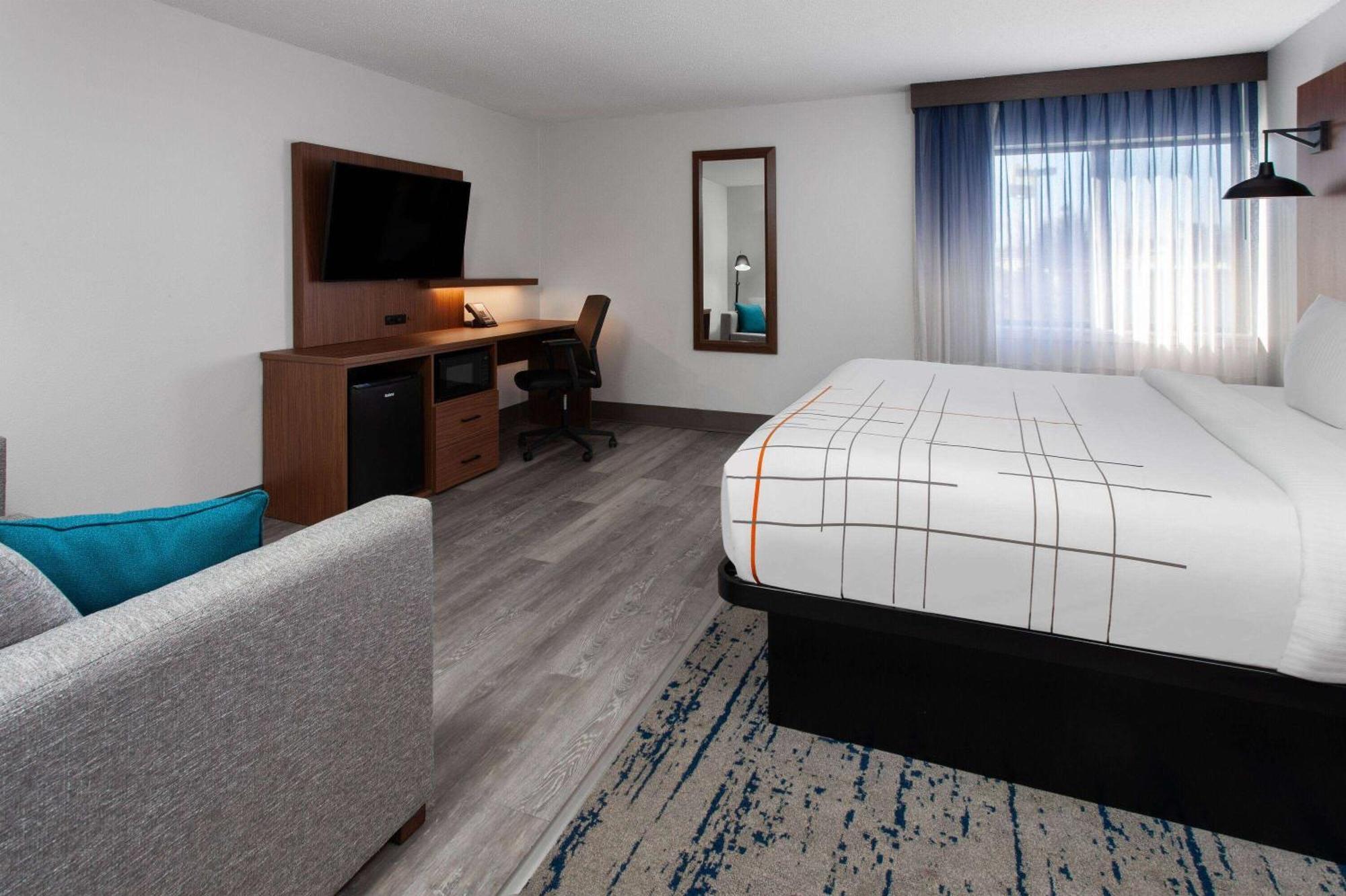La Quinta Inn By Wyndham Wausau Exterior photo