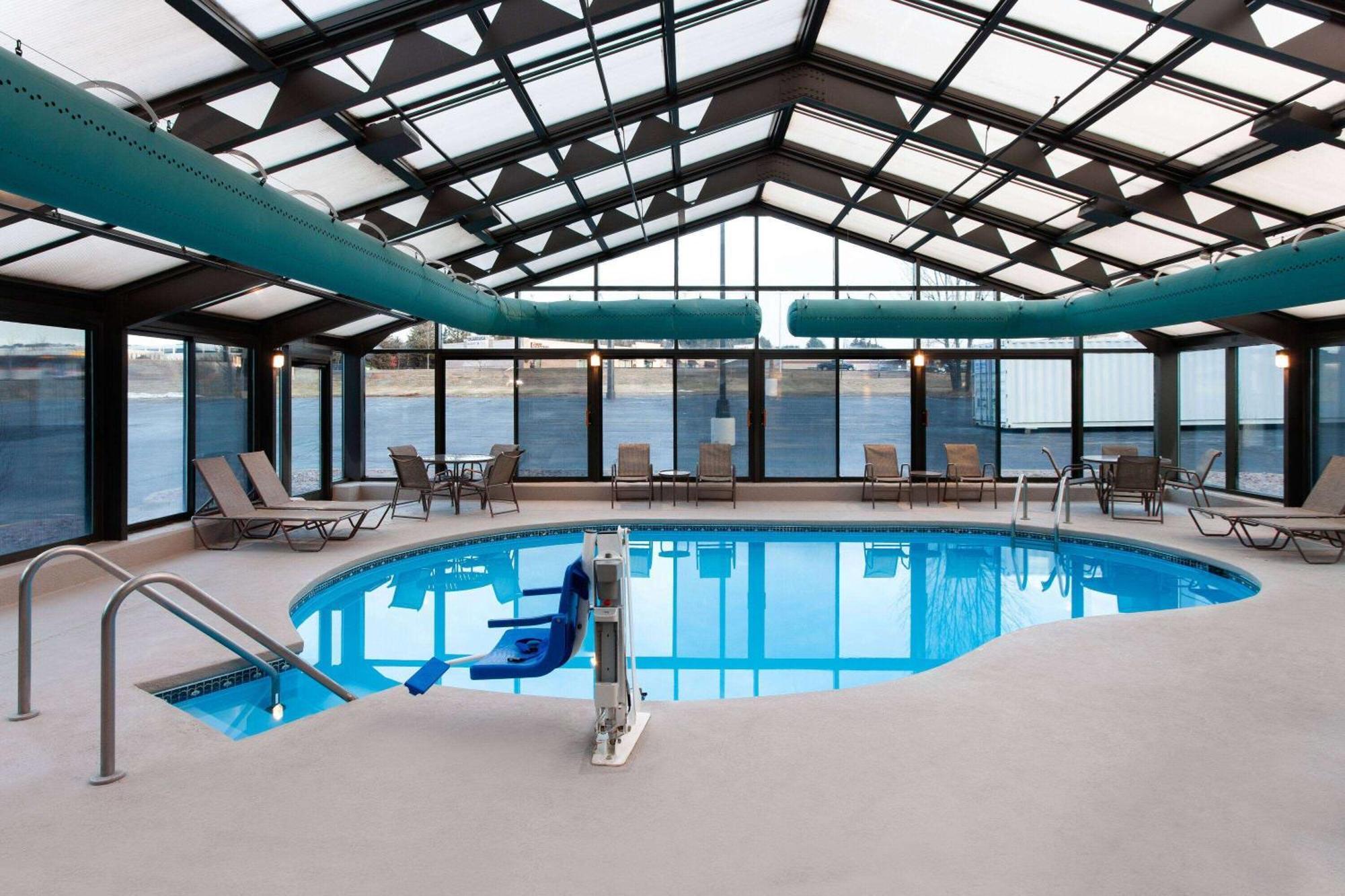 La Quinta Inn By Wyndham Wausau Exterior photo