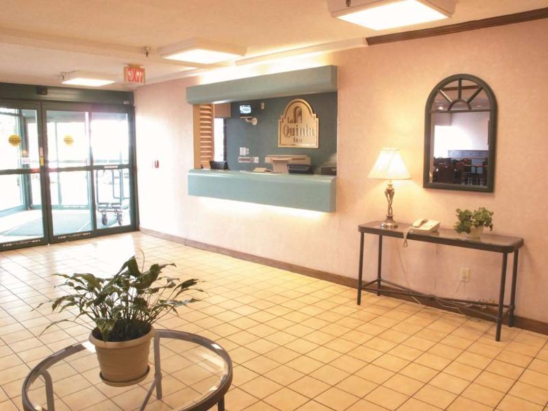 La Quinta Inn By Wyndham Wausau Exterior photo
